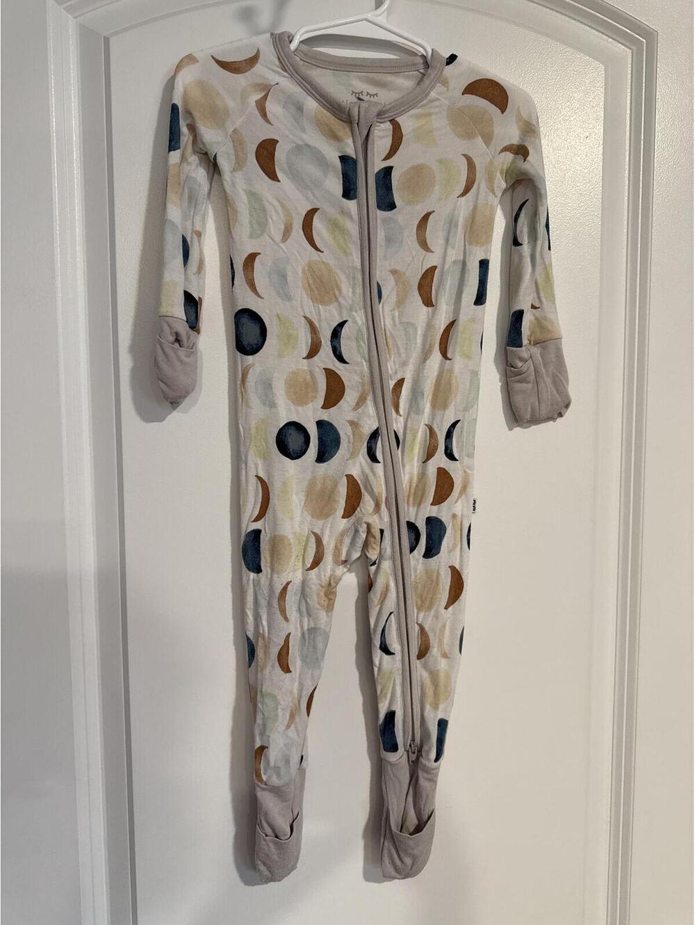 Little sleepies Baby Sleeper Pajamas 6-12 Months Moon Phase Print